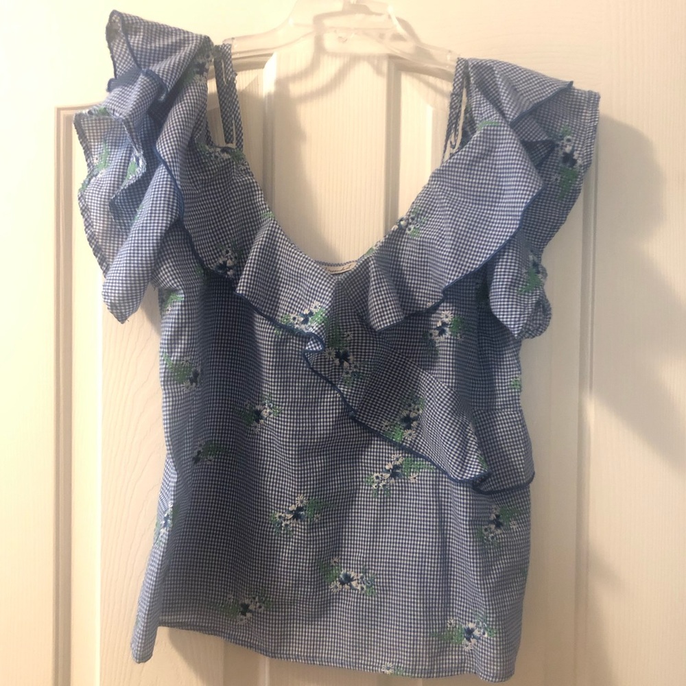 Ruffle top